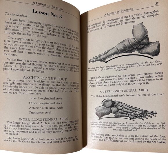 A Course in Podology National School of Podology Illust 1st Edition 1932 HC Book - Picture 8 of 16